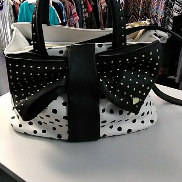 betsey johnson polka dot purse